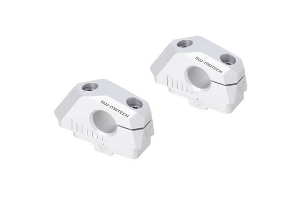 ZESTAW PODWYŻSZAJĄCY KIEROWNICĘ 22MM SW-MOTECH PODWYŻSZENIE 25MM REGULACJA ODCHYLENIA BMW F 750 GS 1