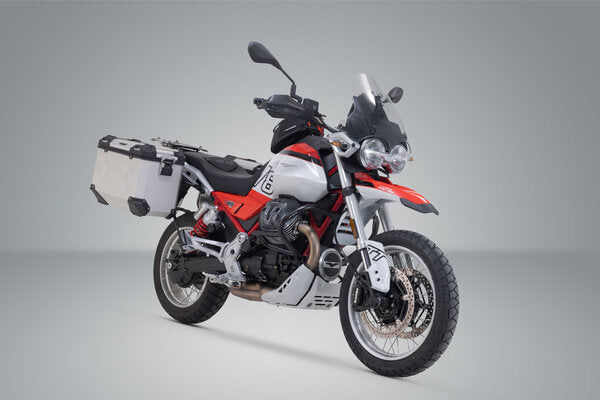 ZESTAW KUFRÓW BOCZNYCH TRAX ADV I STELAŻY SW-MOTECH MOTO GUZZI V85 TT / STRADA (24-) SILVER 37/45L 3