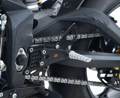OSŁONA WAHACZA RG RACING TRIUMPH 675 DAYTONA 13-, 5 CZĘŚCI BLACK 11