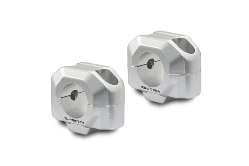 ZESTAW PODWYŻSZAJĄCY KIEROWNICĘ SW-MOTECH 28MM PODWYŻSZENIE 20MM SILVER 1
