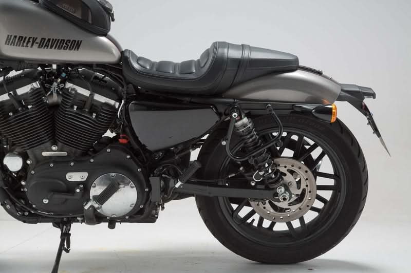 STELAŻ BOCZNY SLC LEWY SW-MOTECH HARLEY SPORTSTER MODELS (04-) BLACK 1