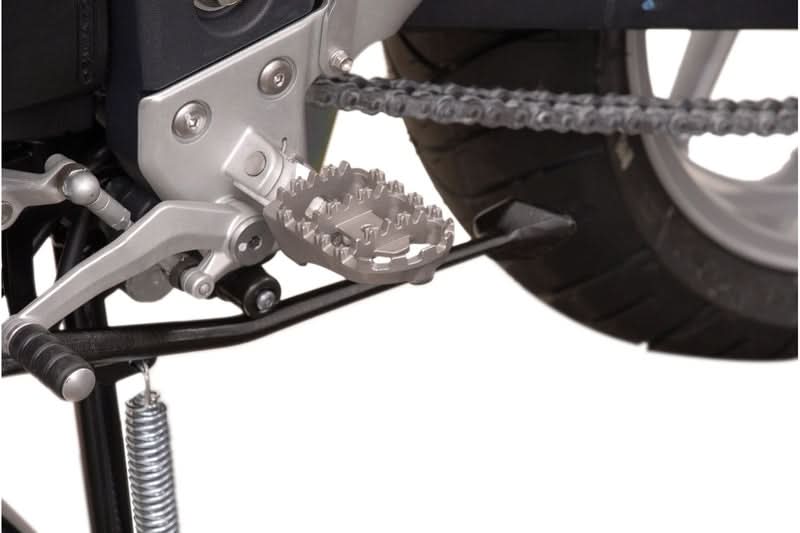 PODNÓŻKI ION SW-MOTECH TRIUMPH TIGER 1050 BMW MODELS SILVER 7