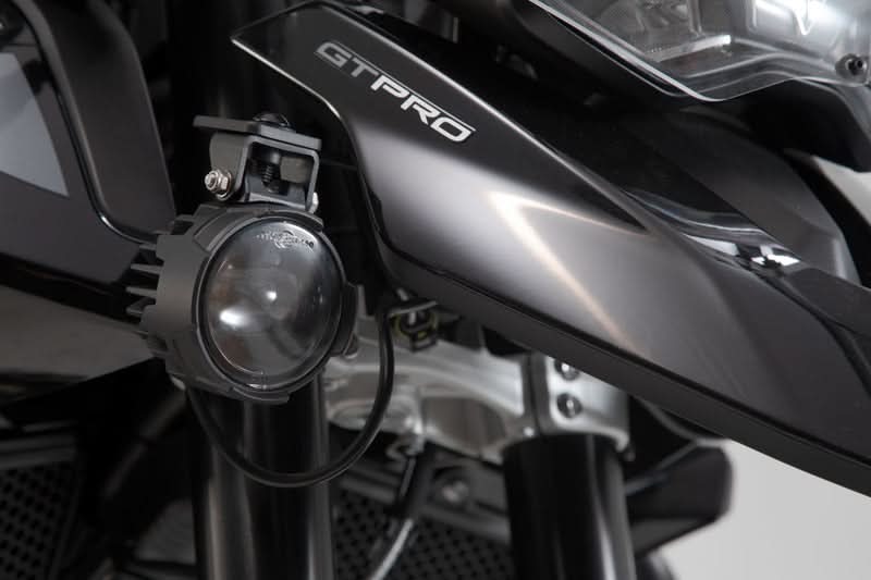 ZESTAW LAMP PRZECIWMGŁOWYCH EVO SW-MOTECH TRIUMPH TIGER 900/GT/RALLY/PRO (19-23) BLACK 1