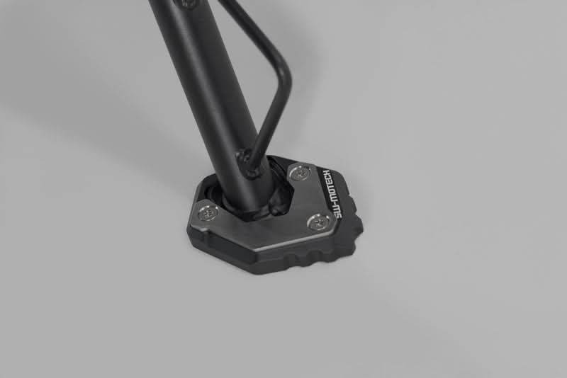 NAKŁADKA NÓŻKI BOCZNEJ SW-MOTECH CFMOTO 800MT (21-) BLACK/SILVER 1