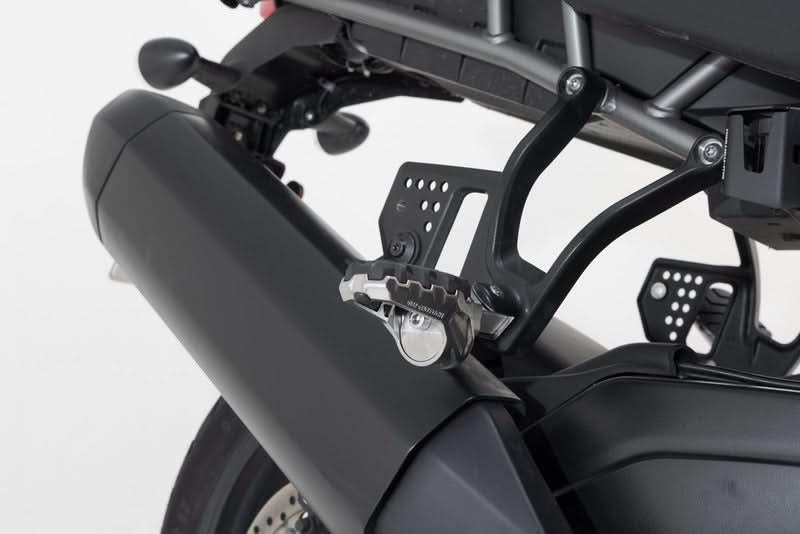 PODNÓŻKI PASAŻERA SW-MOTECH HARLEY-DAVIDSON PAN AMERICA (21-) BMW R 1300 GS 1