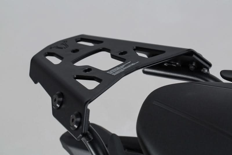 STELAŻ POD PŁYTĘ MONTAŻOWĄ KUFRA ALU-RACK SW-MOTECH DUCATI MONSTER 821/1200 (14-17) BLACK 1
