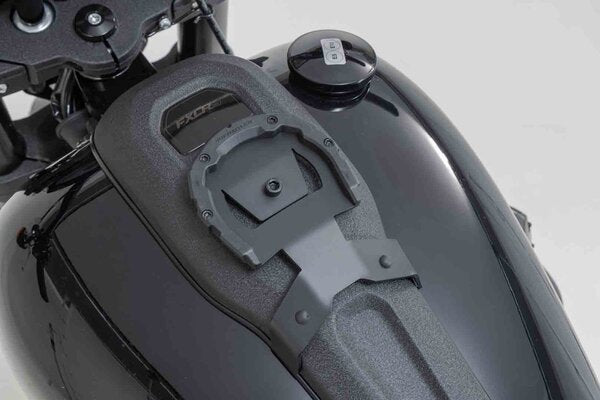 UCHWYT MOCUJĄCY TANKRING ION SW-MOTECH HARLEY-DAVIDSON LOW RIDER S (19-) BLACK 3