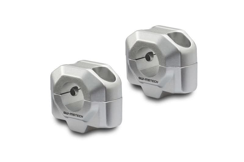 ZESTAW PODWYŻSZAJĄCY KIEROWNICĘ SW-MOTECH 22MM PODWYŻSZENIE 20MM SILVER 1
