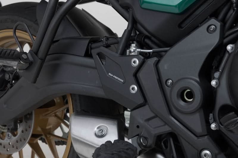 OSŁONA PIĘTY SW-MOTECH KAWASAKI Z650RS (21-) BLACK 1