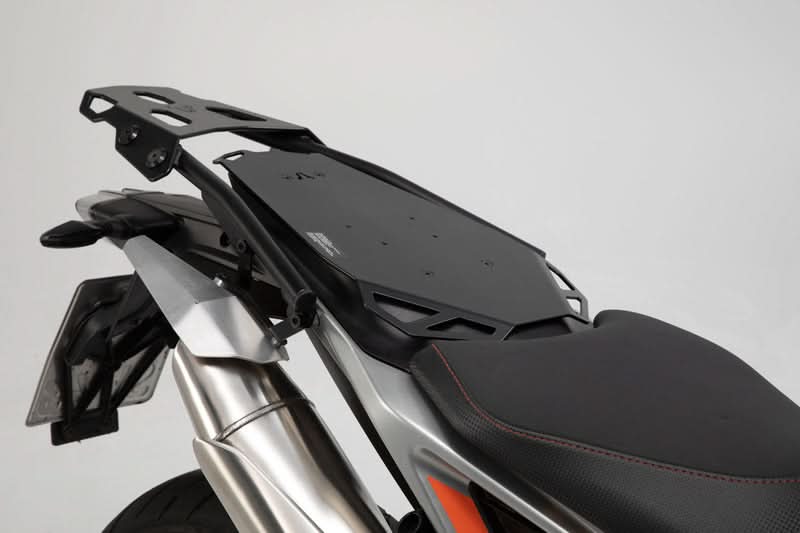STELAŻ SEAT-RACK POD PŁYTĘ MONTAŻOWĄ KUFRA SW-MOTECH KTM 790 DUKE (18-) BLACK 1