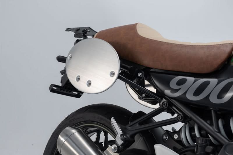 PLASTRON NUMER STARTOWY NA STELAŻ SLC SW-MOTECH LEWA STRONA SILVER 1