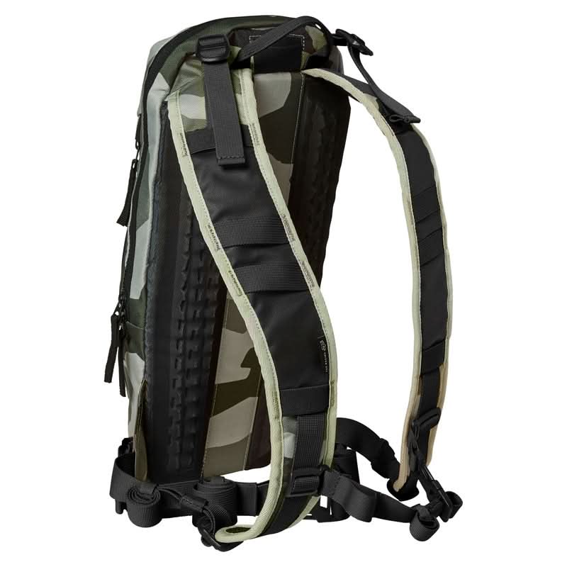 PLECAK FOX UTILITY 6L HYDRATION PACK GREEN CAMO SMALL 3