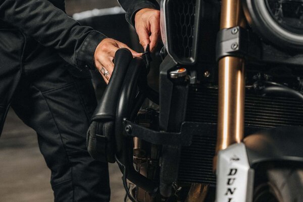 TORBA NA AKCESORIA LEGEND GEAR SW-MOTECH LA9 2,5L BLACK 5