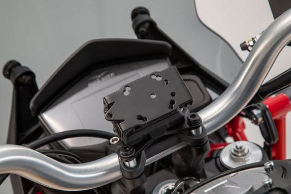 MOCOWANIE GPS NA KIEROWNICĘ SW-MOTECH MOTO GUZZI V85 TT (19-) BLACK 1
