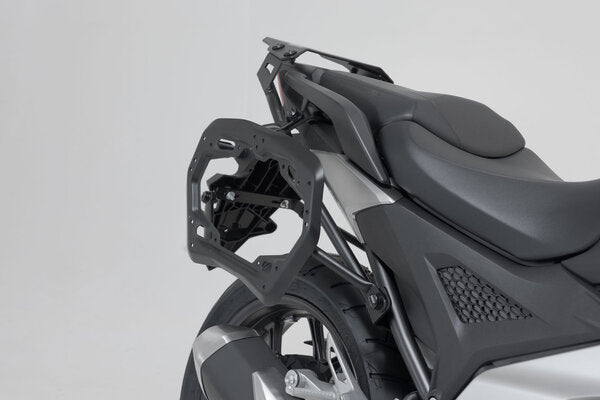 ZESTAW KUFRÓW BOCZNYCH SW-MOTECH DUSC HONDA NC750X/XD (20-) 33/33L BLACK 5