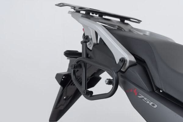 ZESTAW KUFRÓW BOCZNYCH URBAN ABS I STELAŻY SW-MOTECH HONDA XL750 TRANSALP (22-) BLACK 2X16,5L 5