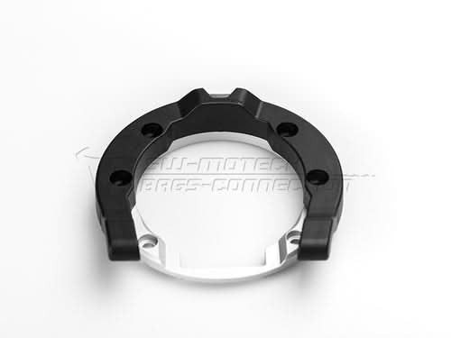 UCHWYT MOCUJĄCY TANKRING ION SW-MOTECH BEZ ŚRUB ITALO MODELS BLACK 3