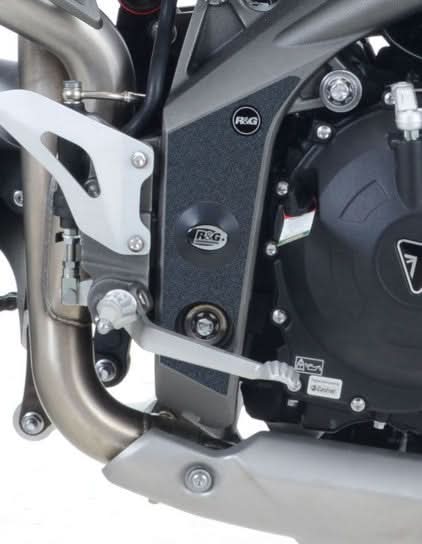 OSŁONA WAHACZA RG RACING TRIUMPH SPEED TRIPLE 11-15/SPEED TRIPLE S/R 16-/RS 18-, 2 CZĘŚCI BLACK 1