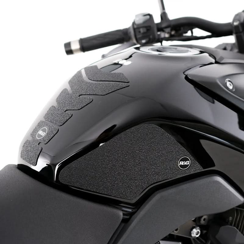 NAKLEJKA NA BAK TANKPAD ANTYPOŚLIZGOWY 2 CZĘŚCI RG RACING TANK TRACTION GRIPS FOR SUZUKI GSX-8S 23- 1