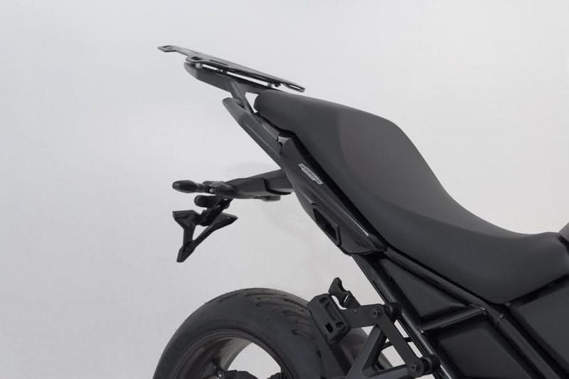 ZESTAW SAKW I STELAŻY LEGEND GEAR LC BLACK EDITION SW-MOTECH TRIUMPH BONNEVILLE SPEEDMASTER (18-) 5