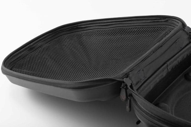 ZESTAW KUFRA CENTRALNEGO URBAN ABS SW-MOTECH TRIUMPH SPEED TRIPLE 1050 S/RS (18-) BLACK 7