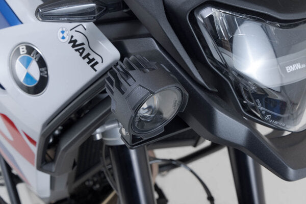 ZESTAW LAMP PRZECIWMGŁOWYCH EVO SW-MOTECH BMW F 900 GS (23-) BLACK 5