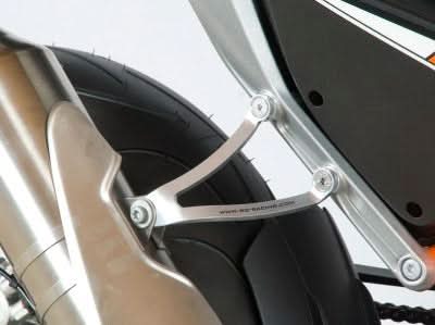 MOCOWANIE WYDECHU + ZAŚLEPKA PODNÓŻKA RG RACING KTM 690 DUKE 12 / 690 DUKE R 13- SILVER 1