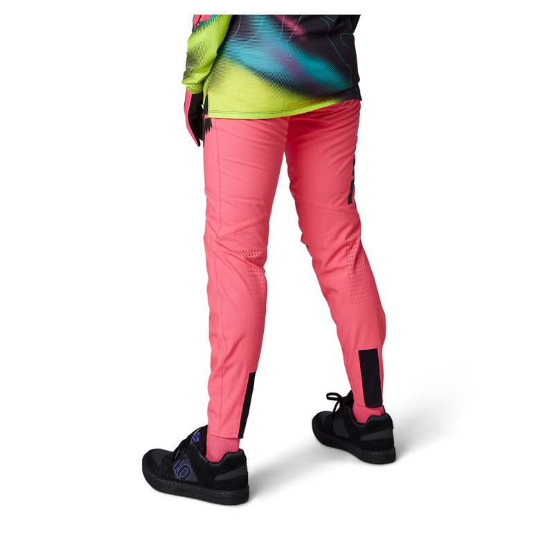 Spodnie Rowerowe Fox Lady Flexair Lunar Pink 3 261729_ZAL542477.jpg