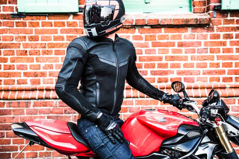 Kurtka motocyklowa skórzana Rebelhorn Rocket Black 8 176356_ZAL321741.JPG