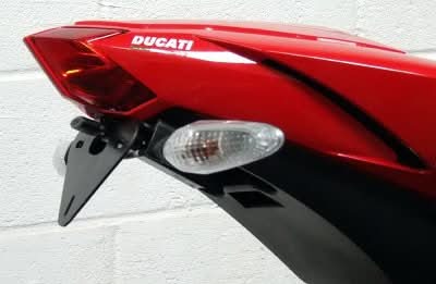 MOCOWANIE TABLICY REJESTRACYJNEJ RG RACING DUCATI STREETFIGHTER 1098 1