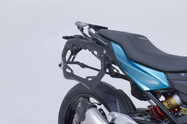 ZESTAW KUFRA CENTRALNEGO TRAX ADV SW-MOTECH 45/45 L. BMW F 900 R / XR (24-) SILVER 5