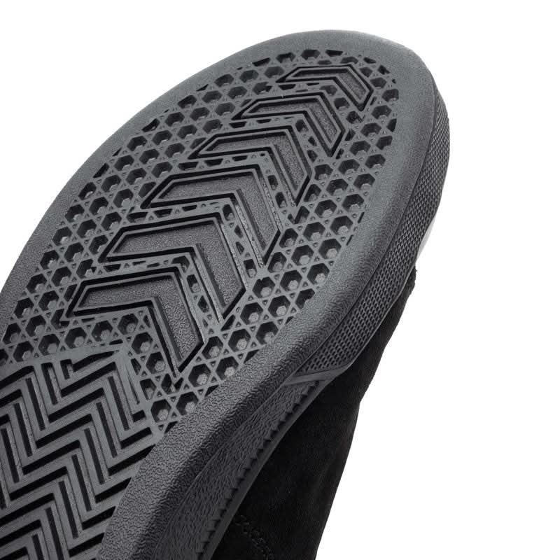 Buty Rebelhorn Tramp WP Black 19 187205_ZAL561782.jpg