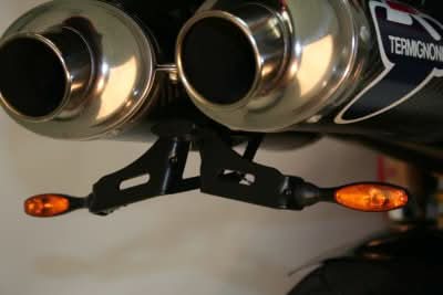 MOCOWANIE TABLICY REJESTRACYJNEJ RG RACING DUCATI 998/748/916/996 1