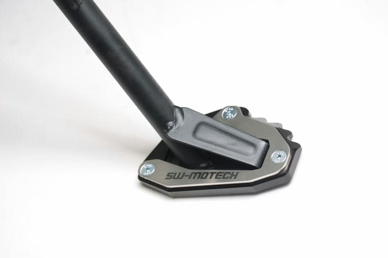 NAKŁADKA NÓŻKI BOCZNEJ SW-MOTECH DUCATI MODELS BLACK/SILVER 1
