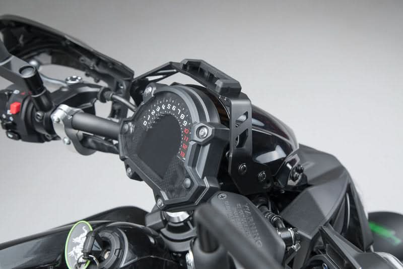 MOCOWANIE GPS DO KOKPITU SW-MOTECH KAWASAKI Z650 (16-) BLACK 1