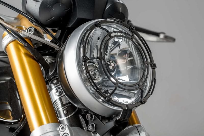 OSŁONA REFLEKTORA SW-MOTECH GRILL BMW R NINET/SCRAMBLER/PURE BLACK 3