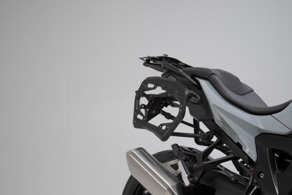 ZESTAW KUFRÓW BOCZNYCH DUSC I STELAŻY SW-MOTECH BMW S 1000 XR (19-) BLACK 2X41L 5