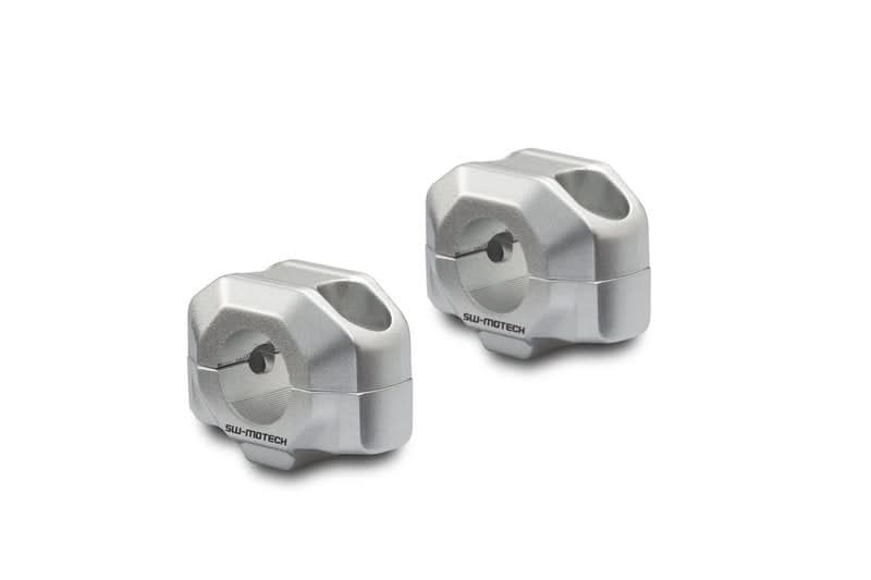ZESTAW PODWYŻSZAJĄCY KIEROWNICĘ SW-MOTECH 22MM PODWYŻSZENIE 20MM SILVER 1
