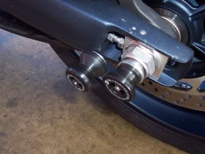 SLIDERY TYLNEJ OSI RG RACING YAMAHA MT-01 3