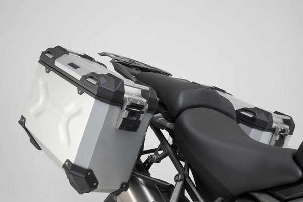 ZESTAW KUFRÓW BOCZNYCH SW-MOTECH DUSC TRIUMPH TIGER 1200/EXPLOR (11-) 33/33L BLACK 5
