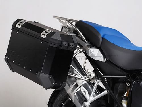 ZESTAW ADAPTERÓW NA ORYGINALNE STELAŻE BOCZNE SW-MOTECH BMW R1200GS/R1200/F880GS LC ADV NA KUFRY TRA 7