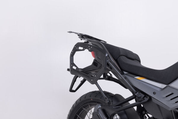 ZESTAW KUFRA CENTRALNEGO TRAX ADV SW-MOTECH SLLVER 37/37 L MOTO GUZZI STELVIO (23-) SLLVER 5