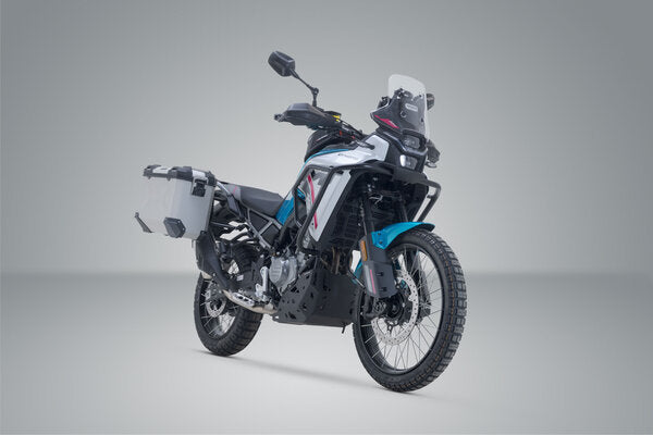 ZESTAW KUFRÓW BOCZNYCH TRAX ADV I STELAŻY SW-MOTECH CFMOTO 450MT (23-) SILVER 45/37L 3