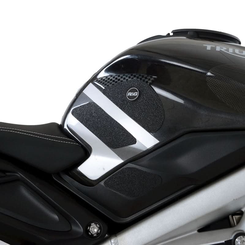 NAKLEJKA NA BAK TANKPAD ANTYPOŚLIZGOWY 6 CZĘŚCI RG RACING TRIUMPH DAYTONA MOTO2 765 CLEAR 1