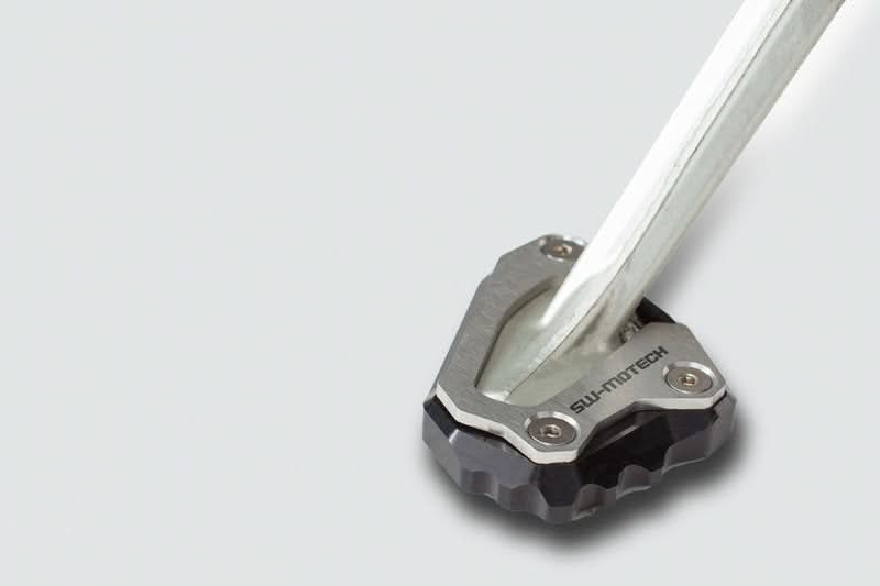 NAKŁADKA NÓŻKI BOCZNEJ SW-MOTECH YAMAHA YZF-R1 (15-) MT-10 (16-) BLACK/SILVER 1