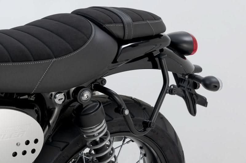 ZESTAW SAKWA I STELAŻ LEGEND GEAR LC BLACK EDITION SW-MOTECH TRIUMPH STREET SCRAMBLER (16-) 9
