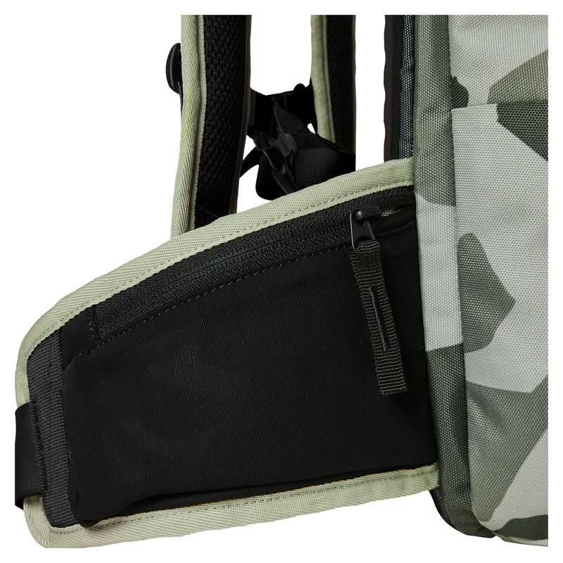 PLECAK FOX UTILITY 18L HYDRATION PACK GREEN CAMO LARGE 7