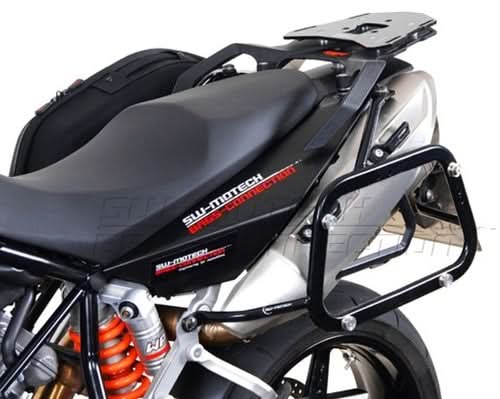 ZESTAW ADAPTERÓW NA STELAŻ EVO NA KUFRY BOCZNE SW-MOTECH AERO BLACK 1