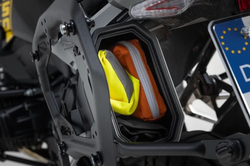 POJEMNIK NA NARZĘDZIA SW-MOTECH TRAX TOOLBOX ALUMINIUM 3,3L BLACK 5