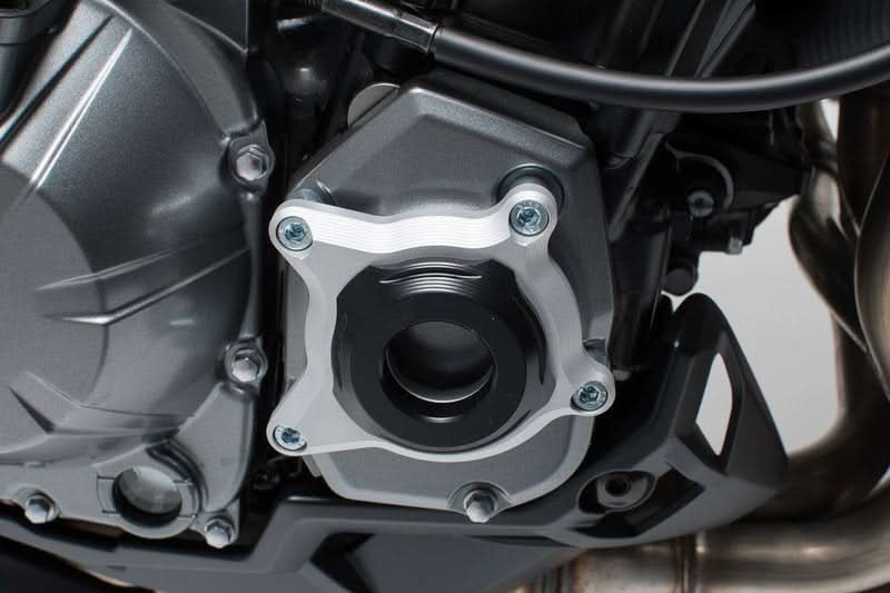 OSŁONA SILNIKA SW-MOTECH KAWASAKI Z900 MODELS (16-) BLACK SILVER 3